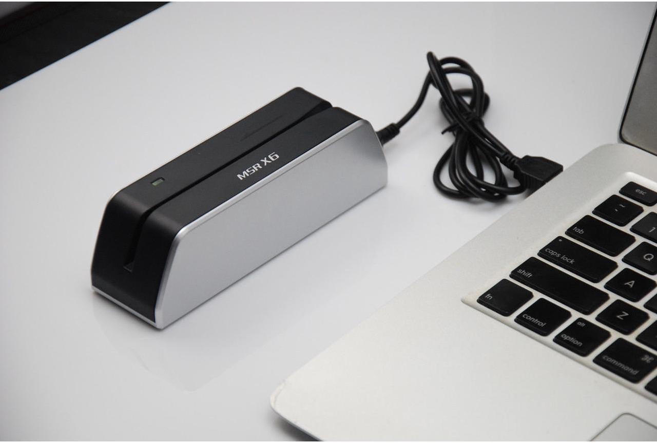 Alt view image 2 of 3 - Deftun MSR-X6 Smallest Magnetic Stripe Encoder Mini Credit Card Reader Writer 3 Tracks MSR206