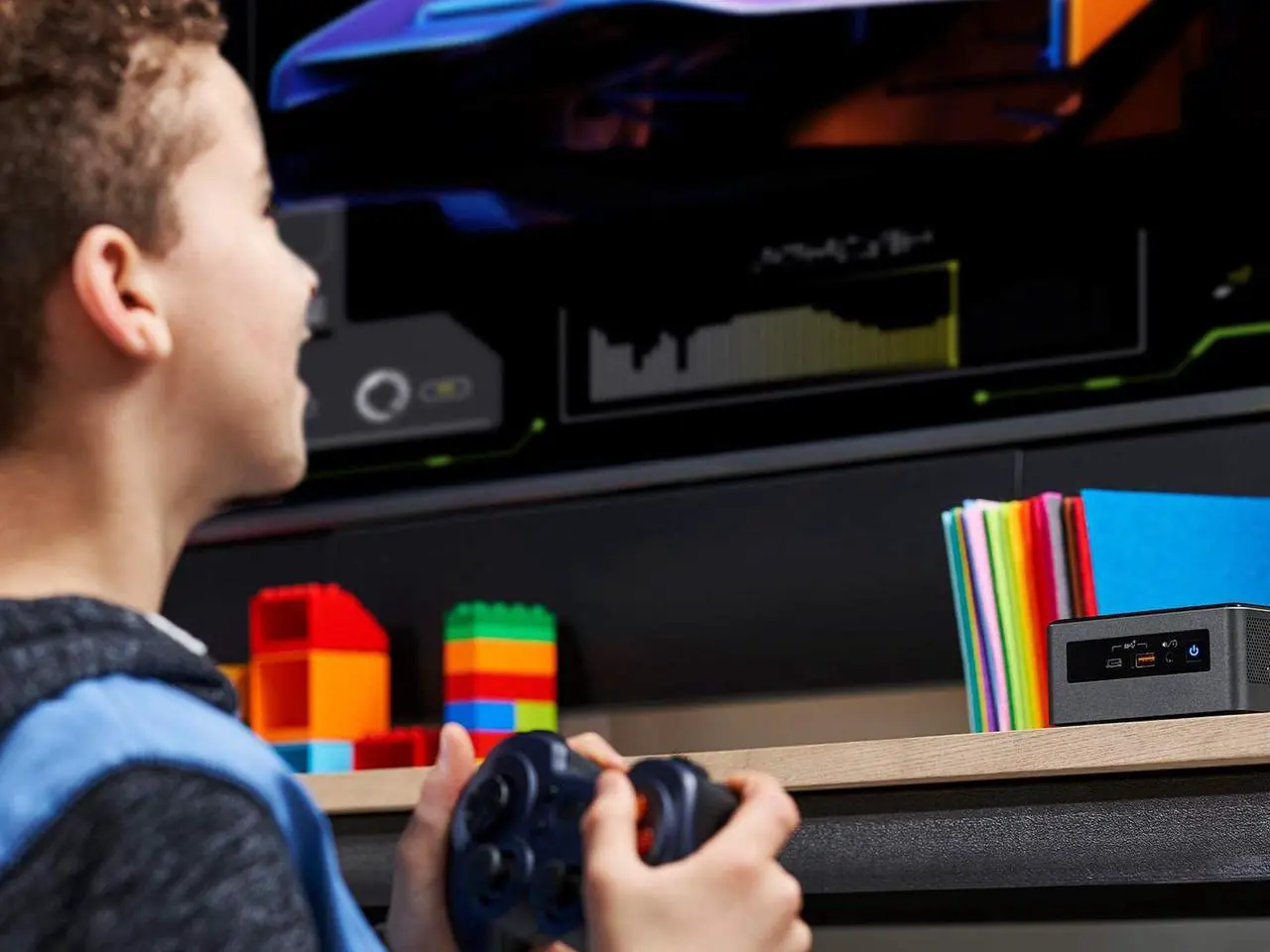 Alt view image 4 of 5 - Intel NUC8i5INHPA Mini PC, Intel Core i5-8265U Upto 3.9GHz, 8GB RAM, 1TB SSD, AMD Radeon 540X, HDMI, Mini DisplayPort, Card Reader, Wi-Fi, Bluetooth, Windows 10 Pro