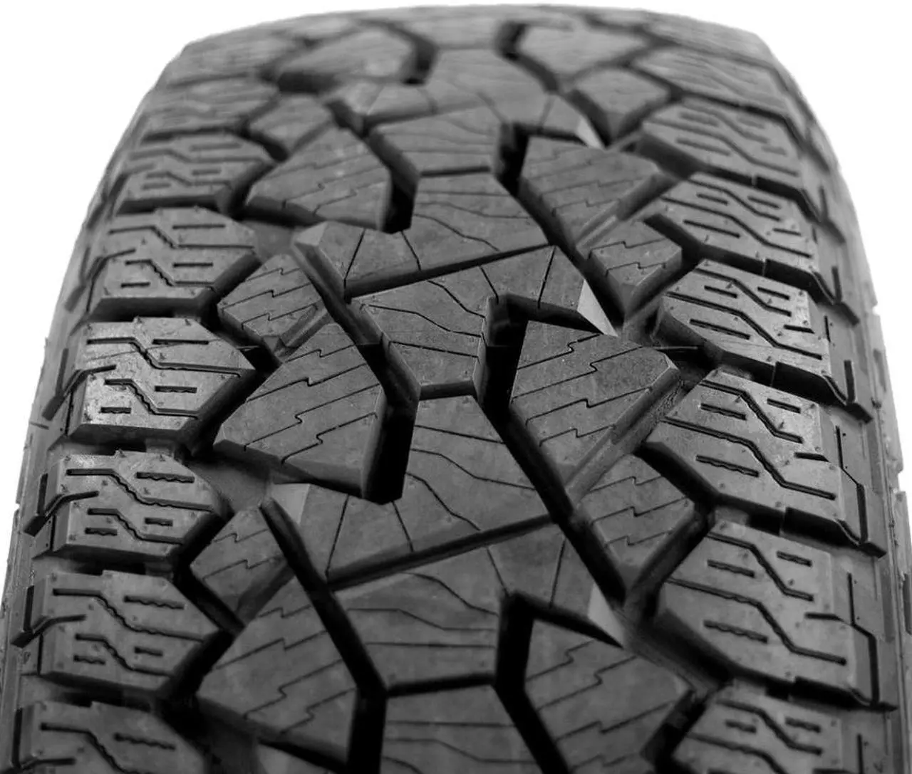 Alt view image 4 of 5 - 275/55R20 120/117S E (10 Ply) - Gladiator X-Comp A/T All-Terrain Tire
