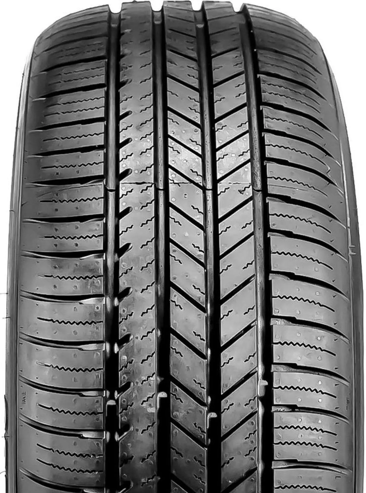 Alt view image 3 of 3 - 225/55R17 97V - Green Max Optimum HP Performance All Season Tire