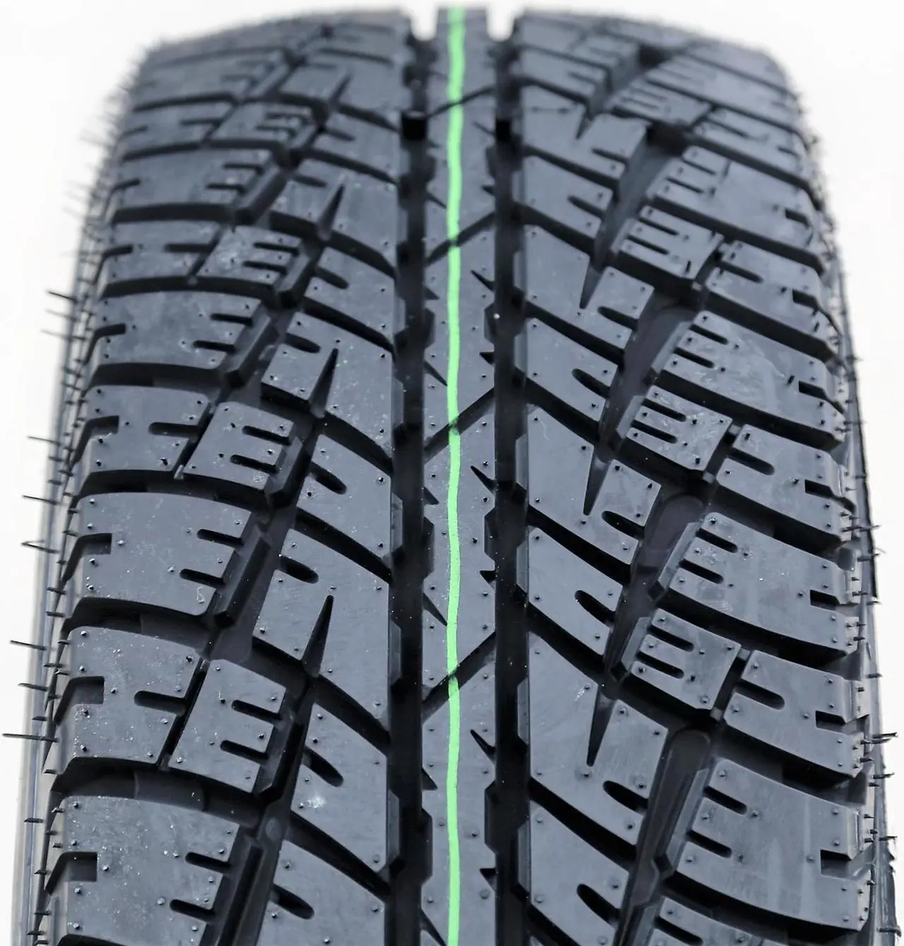 Alt view image 3 of 8 - LANDSPIDER CITYTRAXX H/P 215/50R17 95W BSW ALL SEASON TIRE