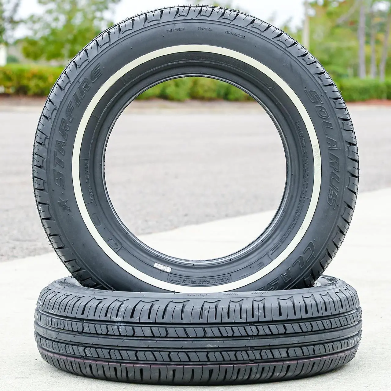 Alt view image 4 of 7 - 205/75R14 95T - Starfire Solarus Classic Touring All Season Tire