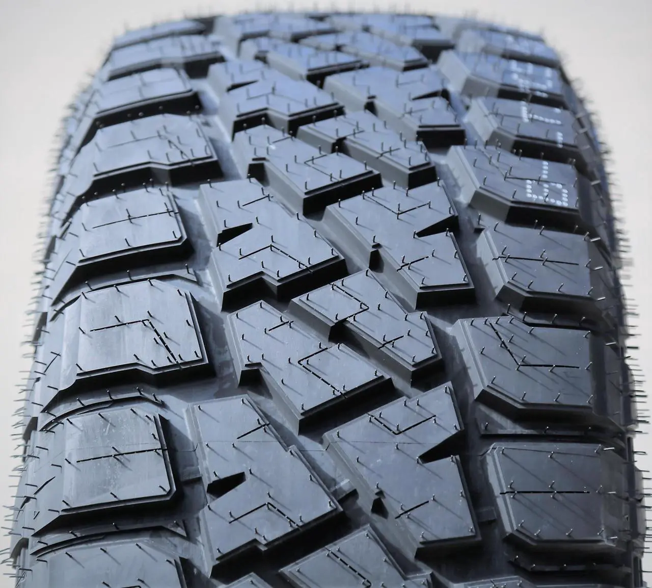 Alt view image 6 of 7 - 275/55R20 120/117S E (10 Ply) - Landspider Wildtraxx R/T Rugged Terrain All Season Tire