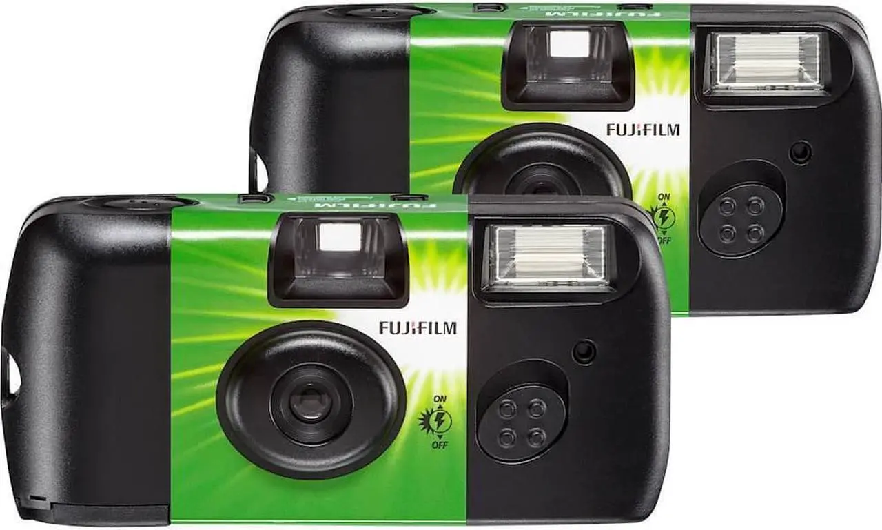 Alt view image 4 of 16 - Fujifilm - QuickSnap Disposable Film Camera (2-Pack) - Green