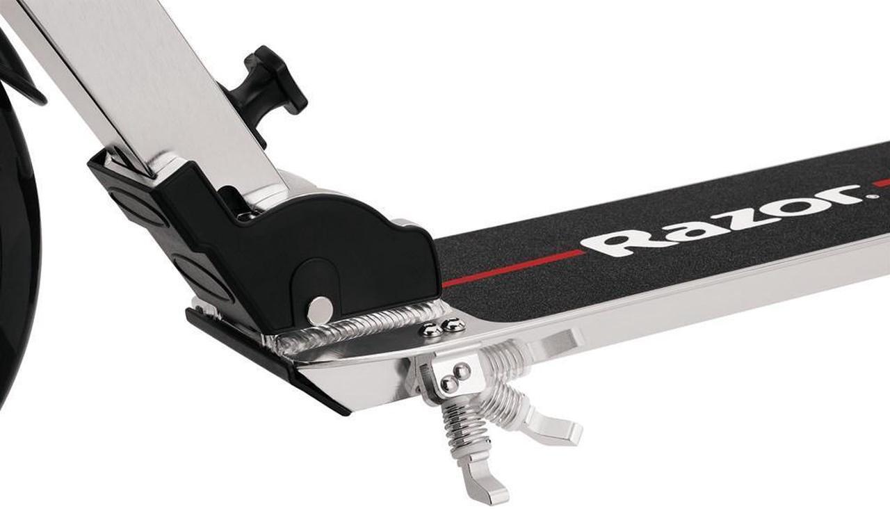 Main image of Scooter Razor A6