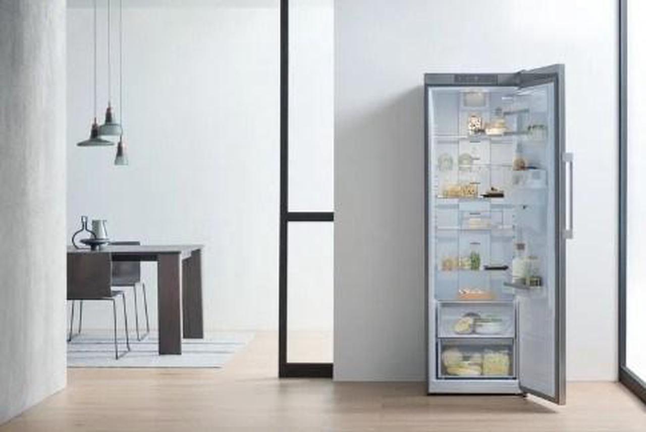 Whirlpool SW8 AM2Y XR 2 fridge Freestanding 364 L E Stainless steel