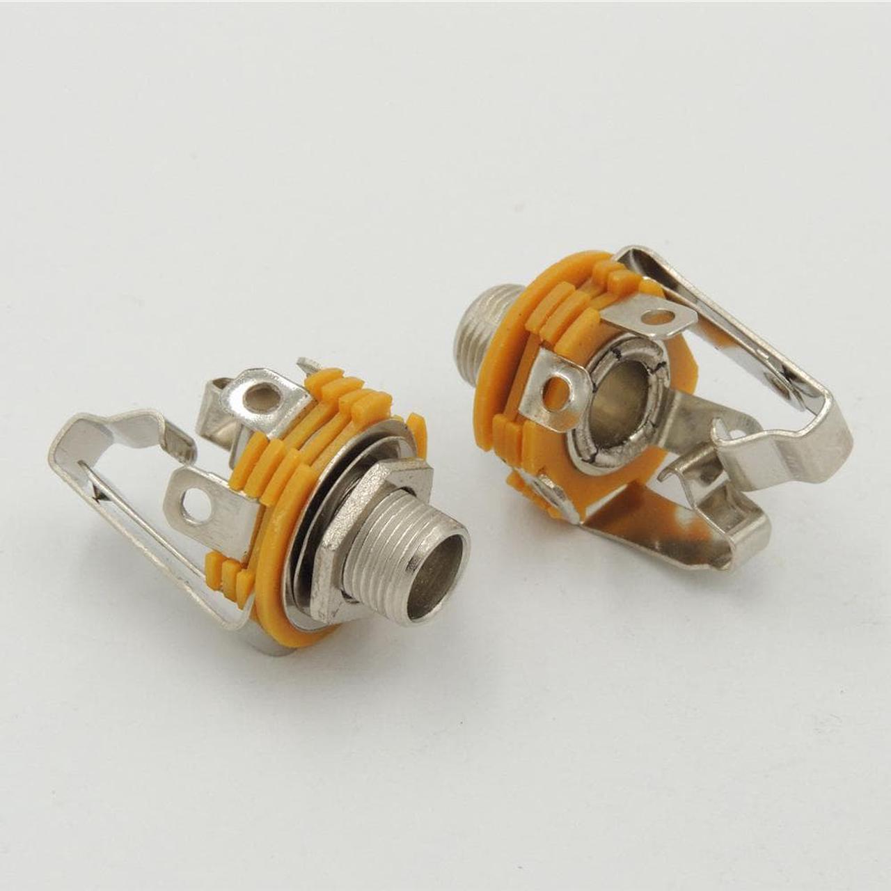 1/4inch 6.35mm stereo TRS with switch socket jack female connector panel mount Solder (1pcs)