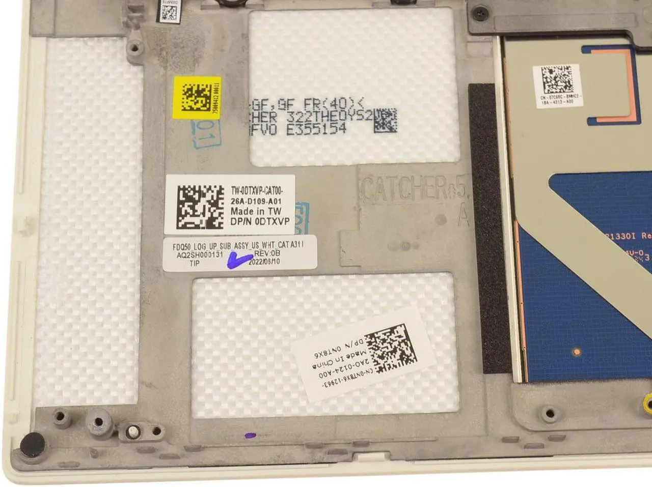Alt view image 3 of 5 - New Dell OEM XPS 9510 Precision 5560 Touchpad Palmrest Keyboard Assembly NT8X6