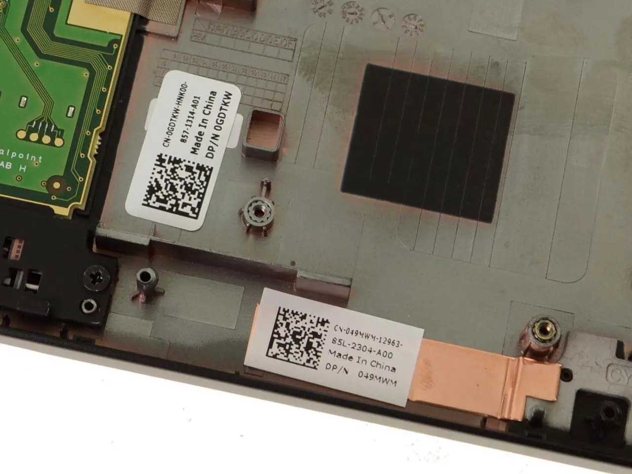 Alt view image 3 of 8 - Dell OEM Latitude 7490 Palmrest Touchpad Assembly No SC Single Point 49MWM GDTKW