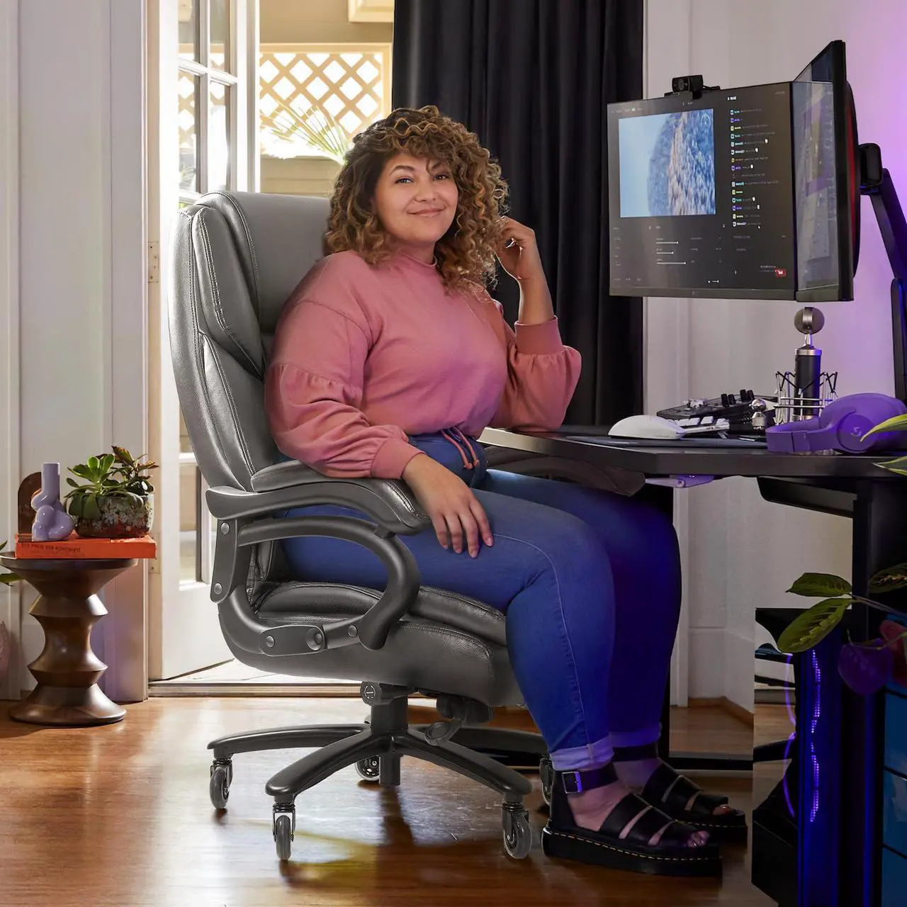 Alt view image 5 of 6 - VITESSE 500lbs Heavy Duty Office Chair for Low Back Pain Relief, Big and Tall Office Chair with Ergonomic Lumbar Support, High Back Executive Chair with Quiet Rubber Wheel