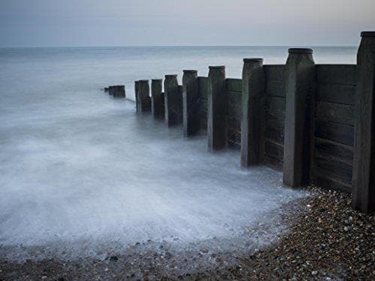 Alt view image 9 of 18 - Tiffen 67mm Variable Neutral Density Filter