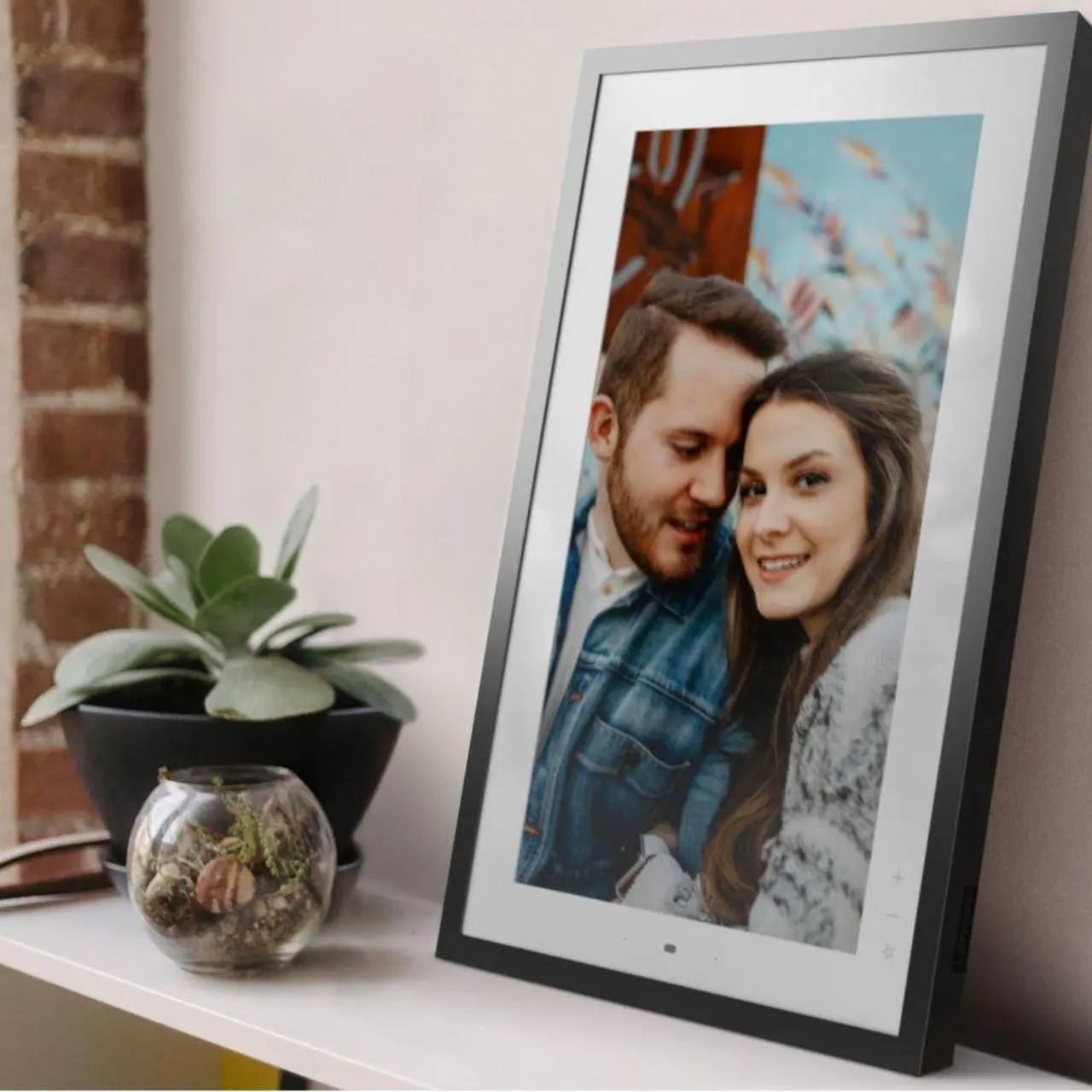 Alt view image 6 of 7 - Lenovo 21.5 inch Smart Picture Frame with Mount Gray Alexa Google ZA6G0006US