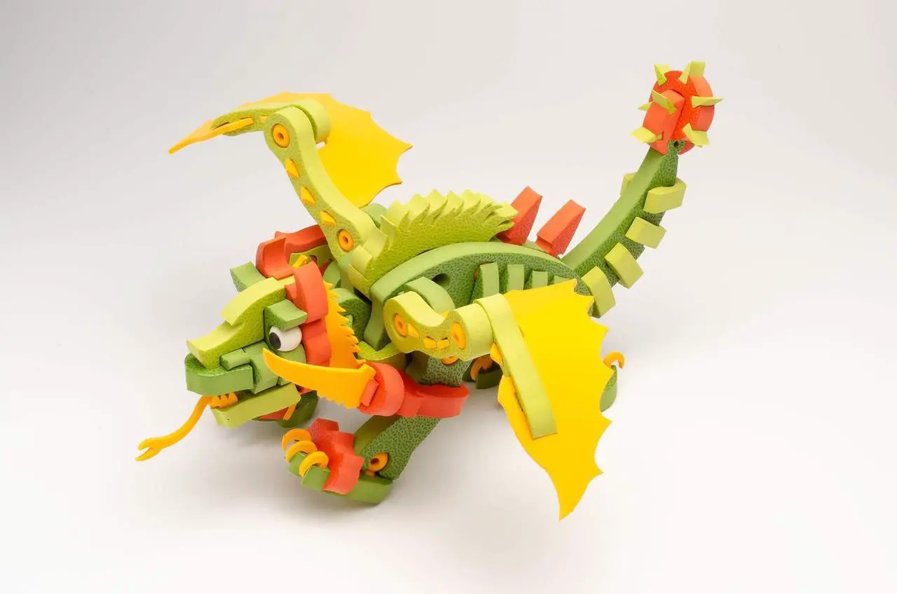 Alt view image 9 of 10 - Bloco 155 Piece Construction Set | Combat Dragon