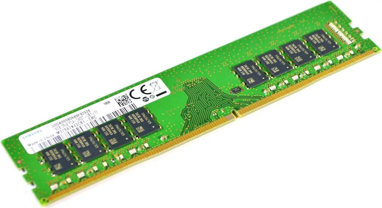 Main image of Samsung 16GB DDR4 2Rx8 PC4-2400T-UB1-11 M378A2K43CB1-CRC Desktop DIMM RAM Memory