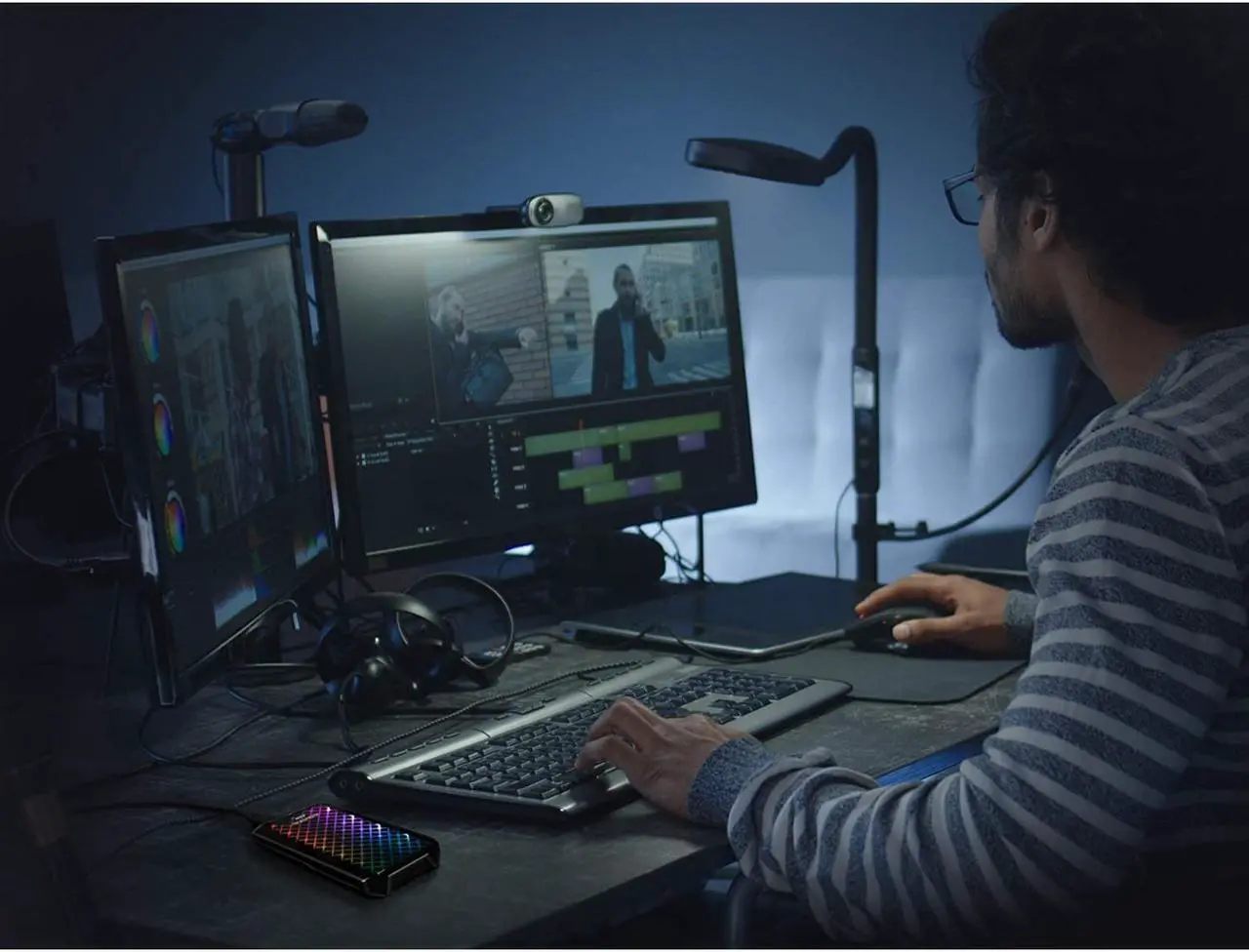 Alt view image 7 of 20 - ADATA RGB SE900 512GB USB3.2 Gen2x2 Type-C Super Fast Transfer up to 2000/MB/s Gaming and Personal External SSD (ASE900G-512GU32G2-CBK)
