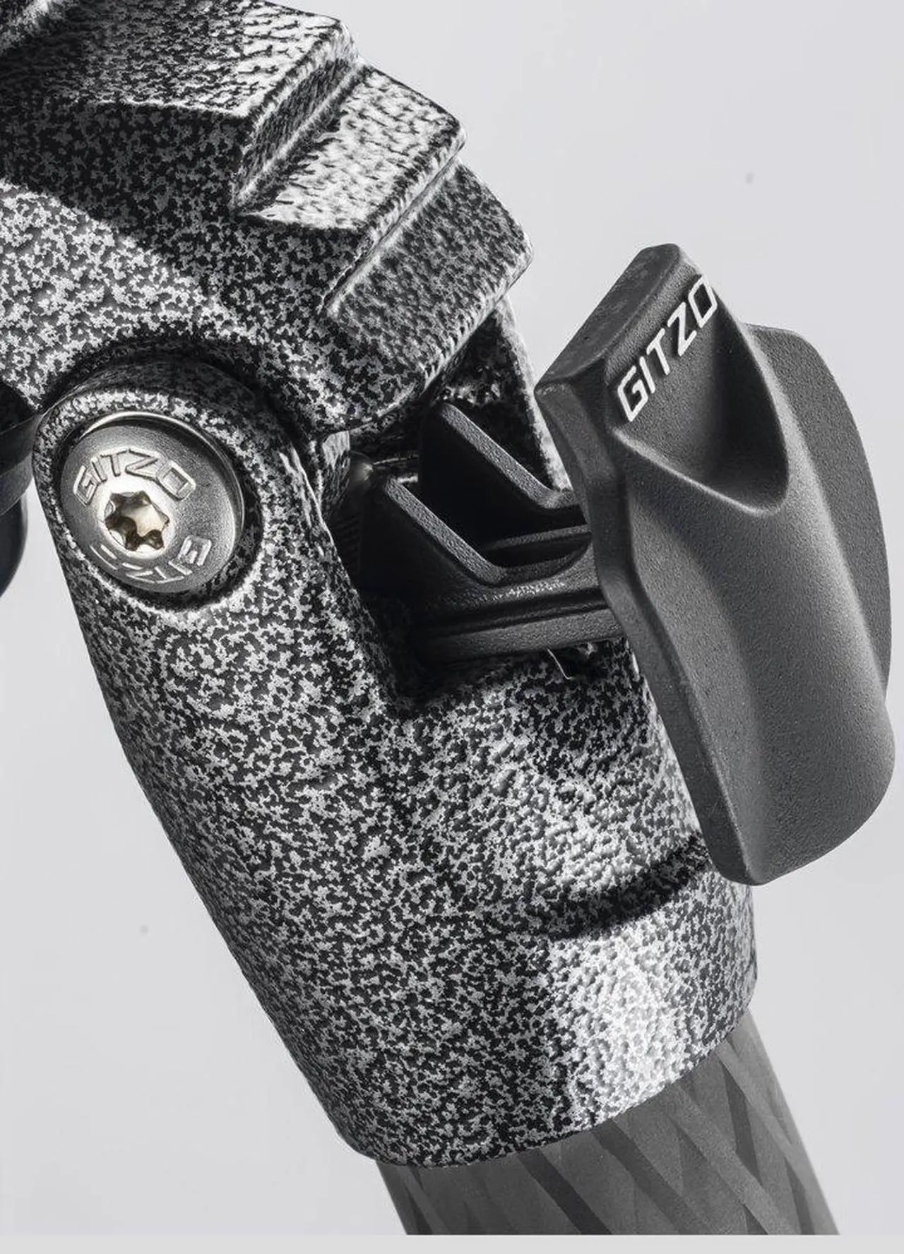 Alt view image 7 of 8 - Gitzo GT2542 Mountaineer Series 2 Carbon Fiber Tripod GT2542