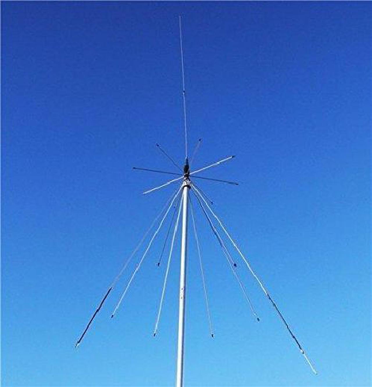 Alt view image 2 of 9 - Tram 1411 Broad Band Discone/Scanner Base Antenna