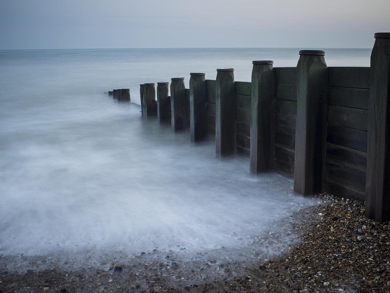 Alt view image 9 of 11 - Tiffen 77mm Variable Neutral Density Filter