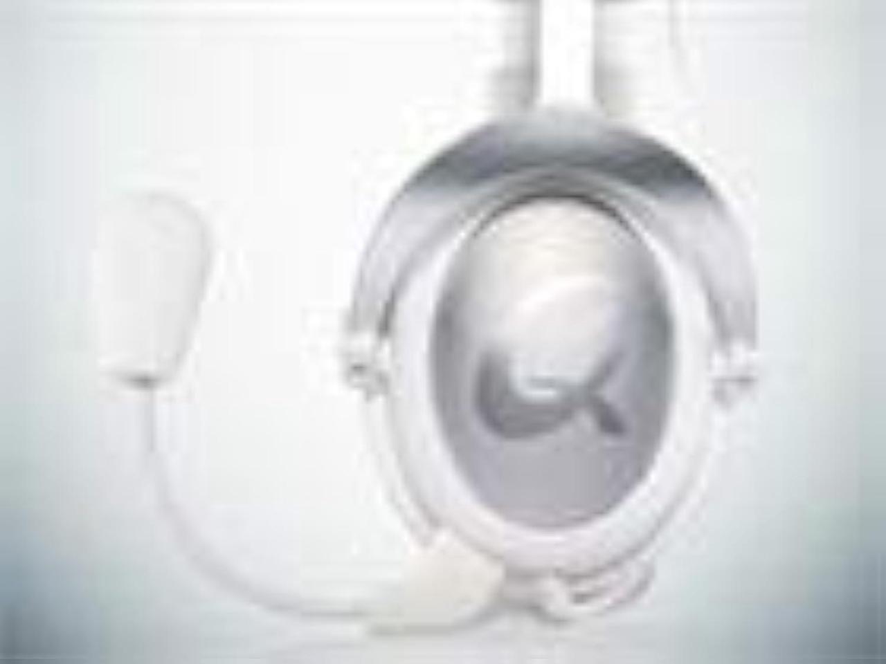 Alt view image 4 of 5 - QPAD QH-90 Pro Gaming 53mm Driver Hi-Fi Headset with Detachable Mic White