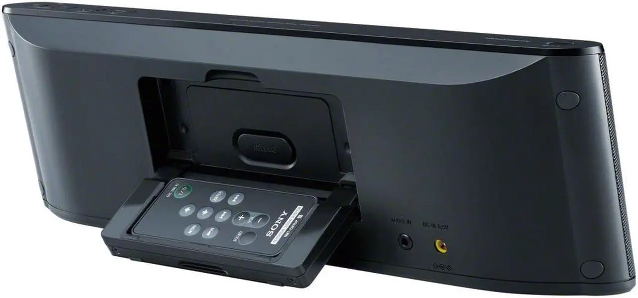 Alt view image 9 of 9 - Sony Ipad/Iphone/Ipod Portable Speaker Dock With Lightning Connector