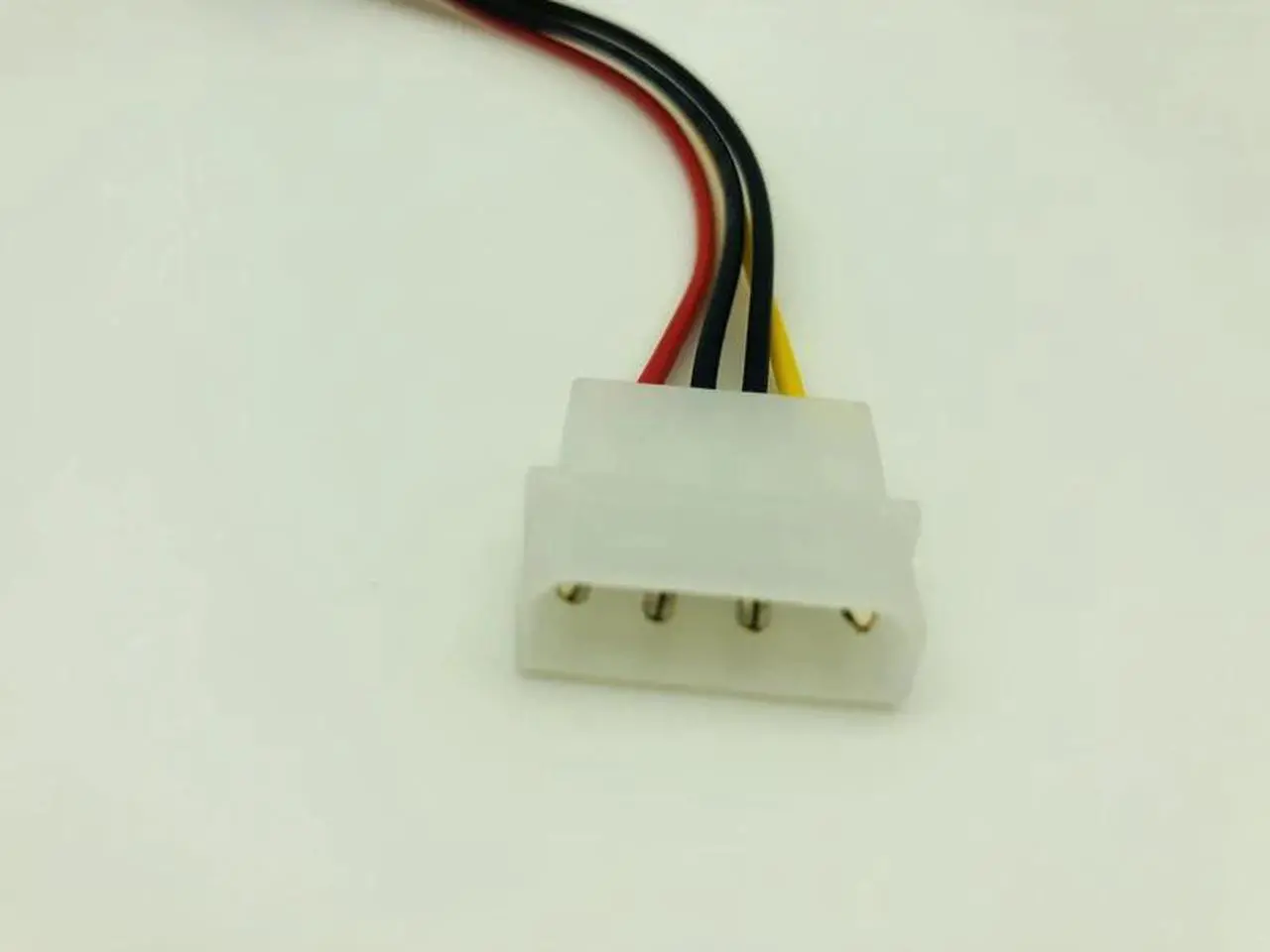 Alt view image 4 of 6 - IDE to Serial ATA SATA HDD Hard Drive Power Adapter Cable SATA Power Cable Cord 15Pin SATA to 4Pin IDE Power for BTC Mining