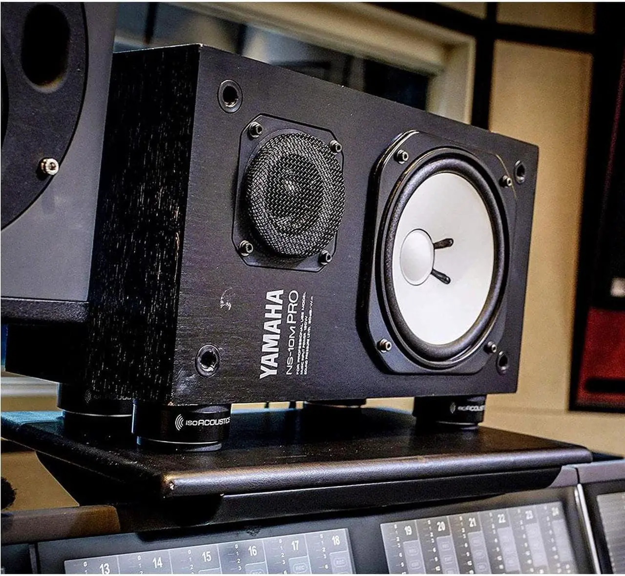Alt view image 7 of 7 - IsoAcoustics Iso-Puck Series Acoustic Isolators (Iso-Puck, 20 lbs max/Unit, 8-Pack)