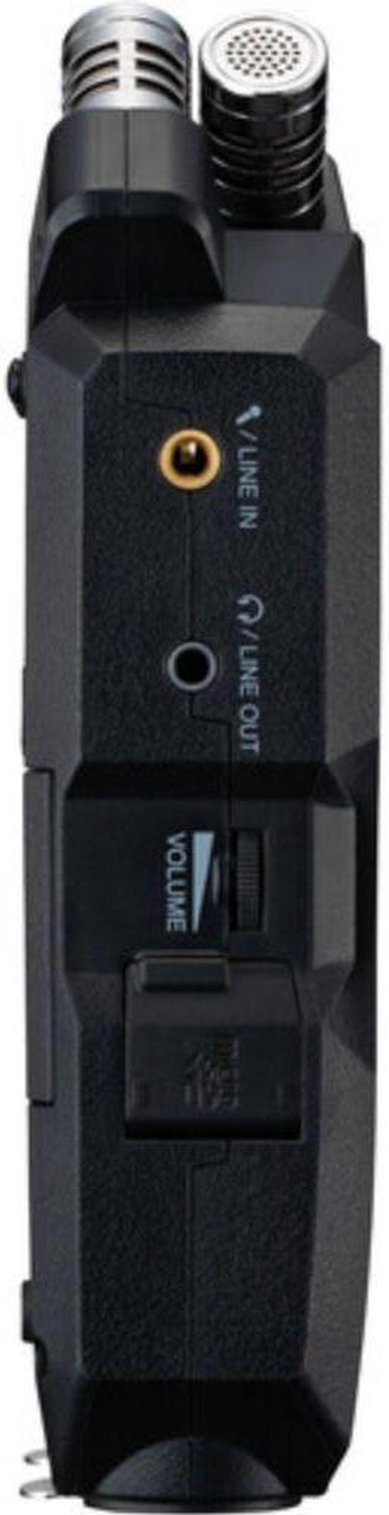Alt view image 4 of 7 - Zoom H4essential 4-Track 32-Bit Float Portable Audio Recorder Bundle with Zoom ZDM-1 Podcast Mic Pack, 16GB microSDHC Memory Card, and Kellards Cleaning Pack