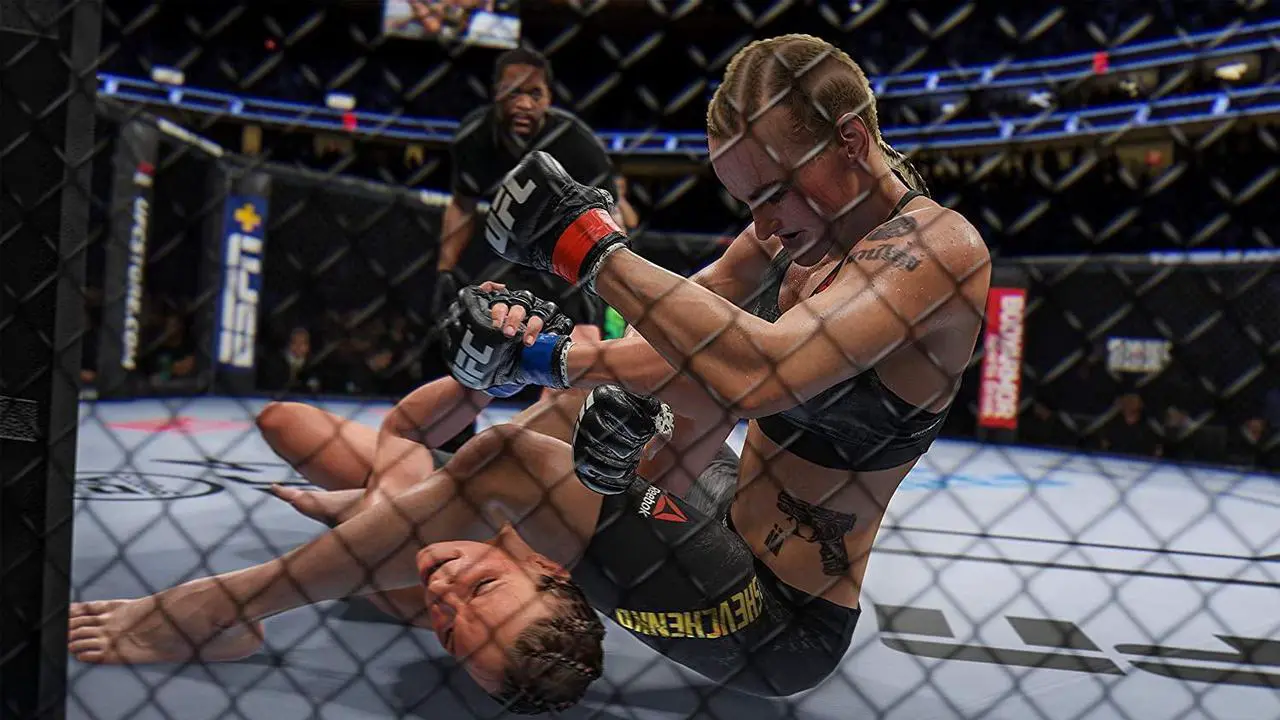 Alt view image 5 of 12 - UFC 4 - PlayStation 4