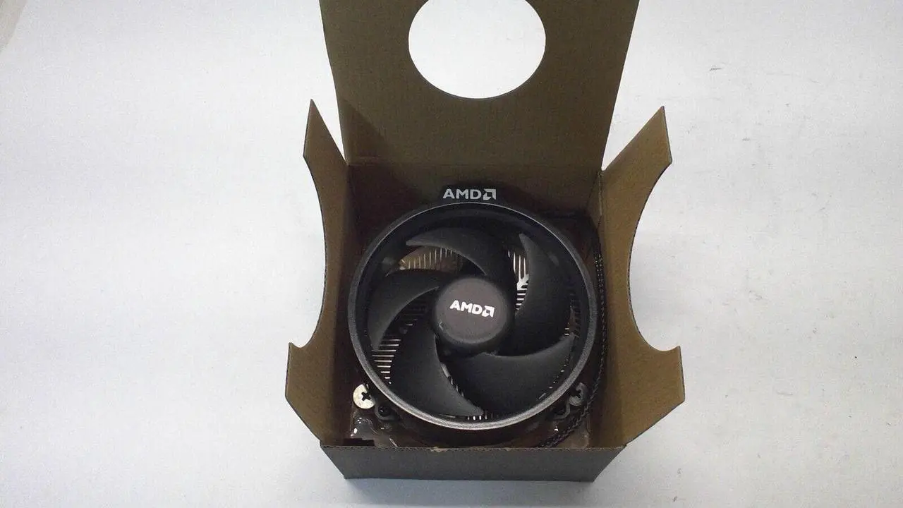 Alt view image 2 of 2 - Am4 Wraith Stealth Ryzen Socket Cooler Heatsink Fan 712-000071 Rev B