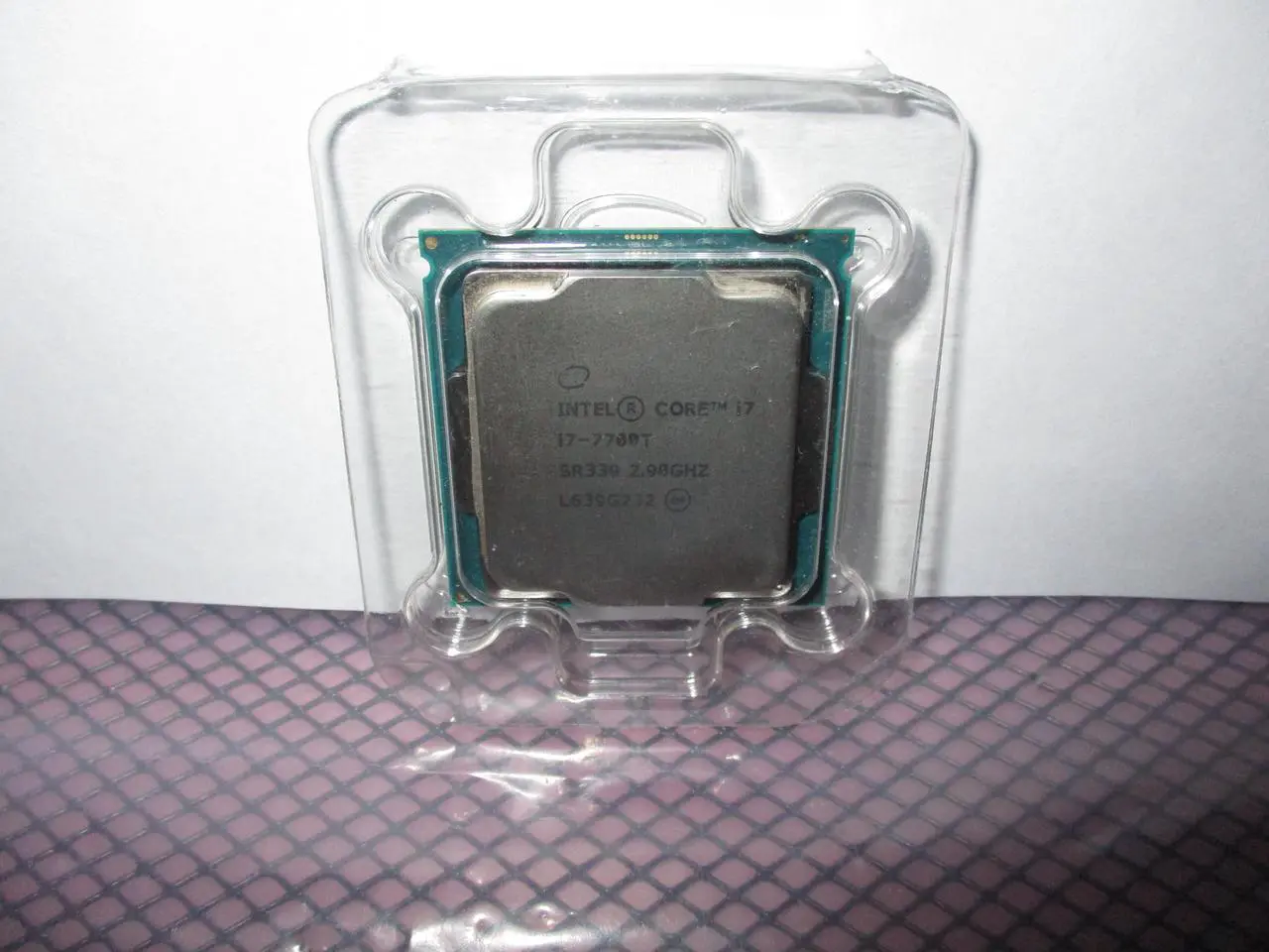 Alt view image 13 of 17 - Intel BX80677I77700T 7th Generation Core i7-7700T Processor