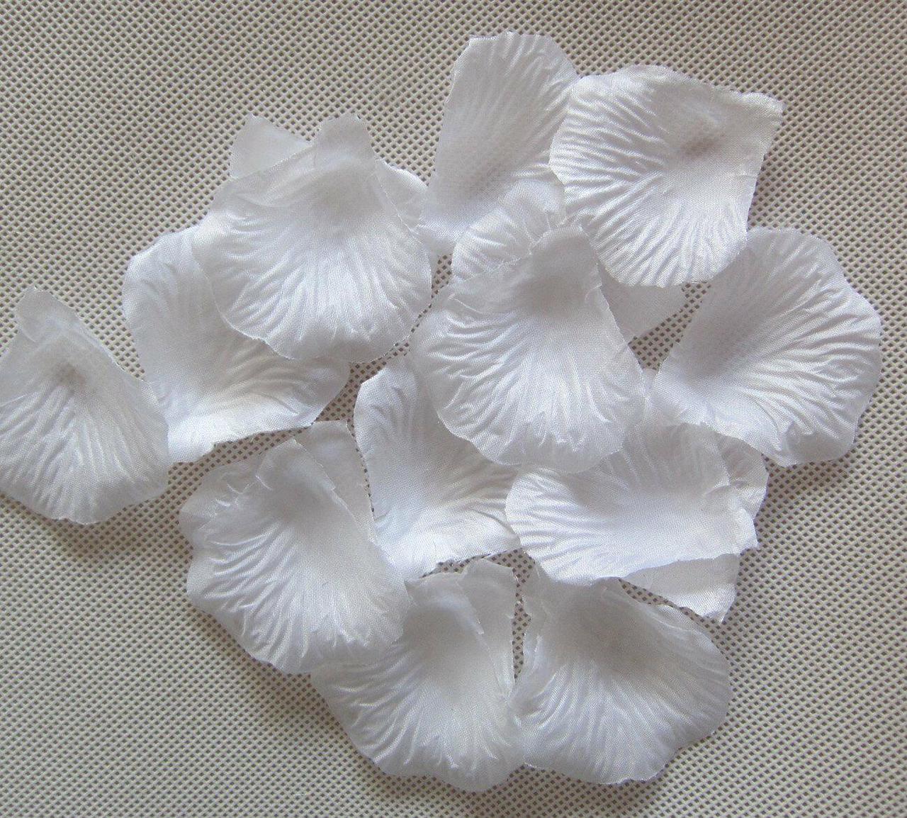 Main image of 3000pcs Various Colors Silk Flower Rose Petals Wedding Party Decorations