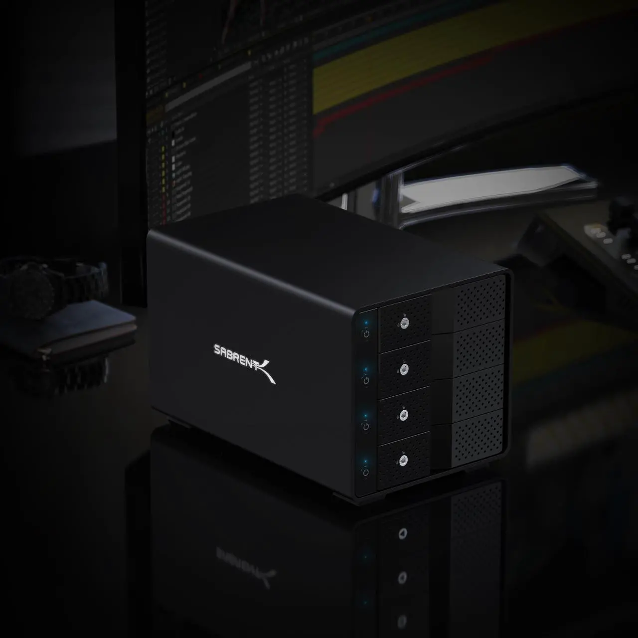 Alt view image 7 of 10 - SABRENT USB 3.2 4-Bay 3.5" SATA Hard Drive Tray-Less Docking Station (DS-SC4B)