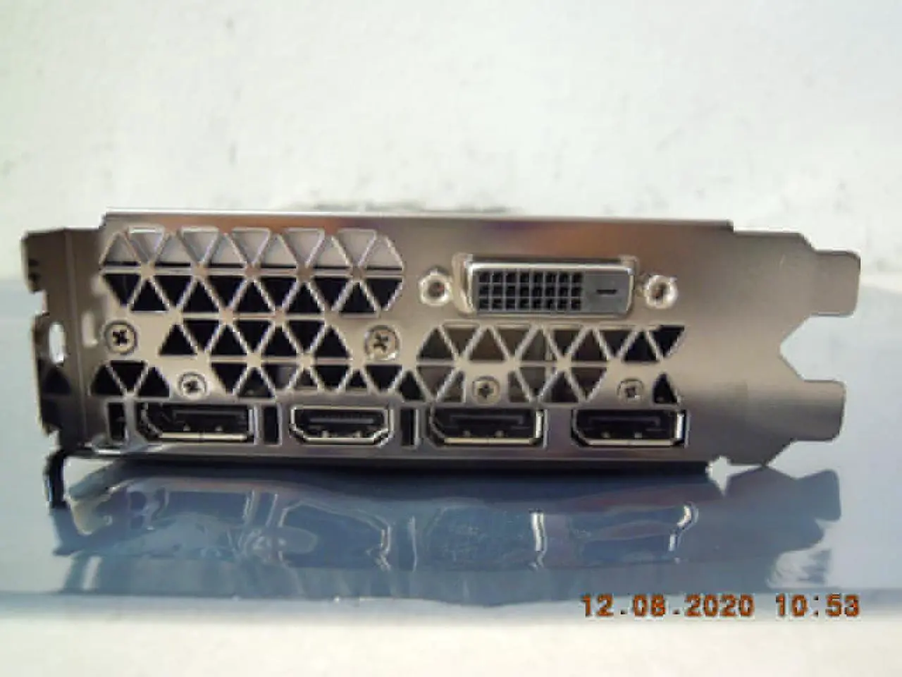 Alt view image 3 of 11 - Nvidia GeForce GTX 1070 Founders Edition