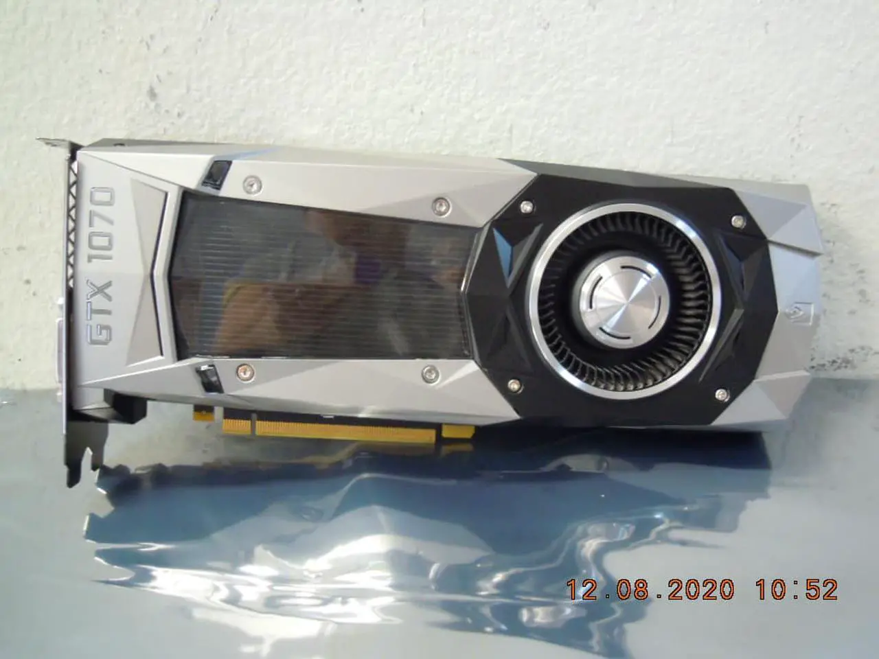 Alt view image 8 of 11 - Nvidia GeForce GTX 1070 Founders Edition