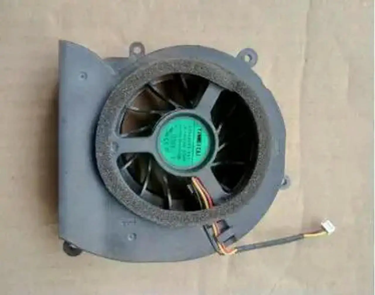 Main image of FOR VGA Graphics FAN For P270WM3 P570WM3 P370EM P370EM3 6-31-P270S-100 AB7805HX-BB3(P270) 6-31-P375S-100 AB7805HX-BB3(P370)