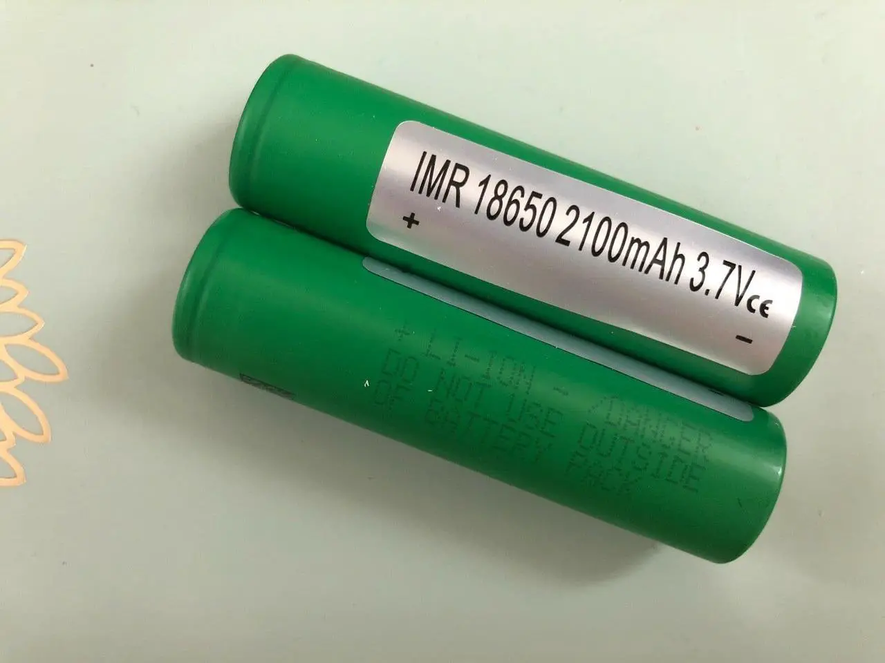Alt view image 2 of 2 - 2 x Sony US18650VTC4 3.7 V 2100 mah Rechargeable Batteries With Box, US Local Seller