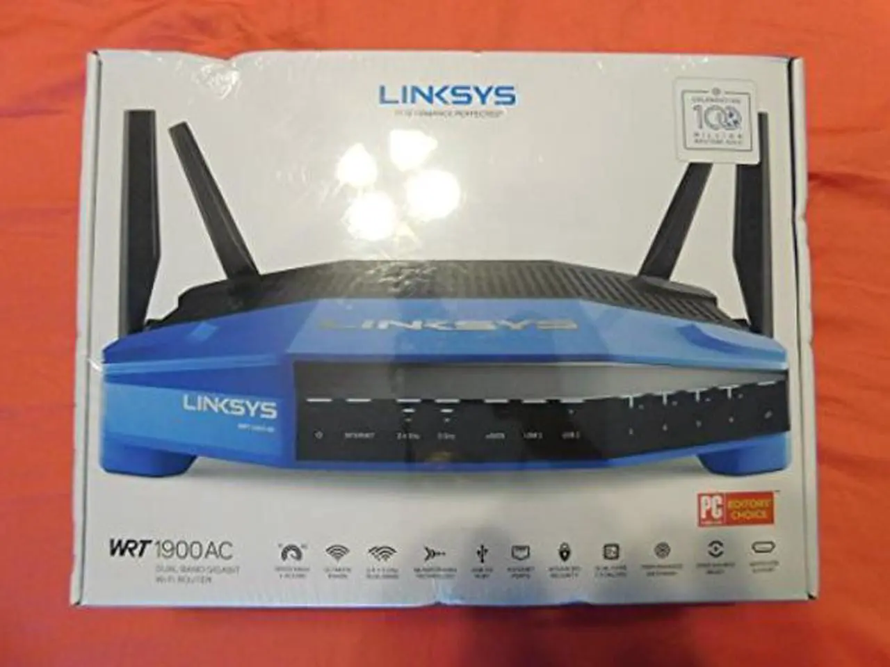 Main image of Linksys WRT1900AC Dual-Band+ Wi-Fi Wireless Router with Gigabit & USB 3.0 Ports and eSATA, Smart Wi-Fi Enabled to Control Your Network from Anywhere