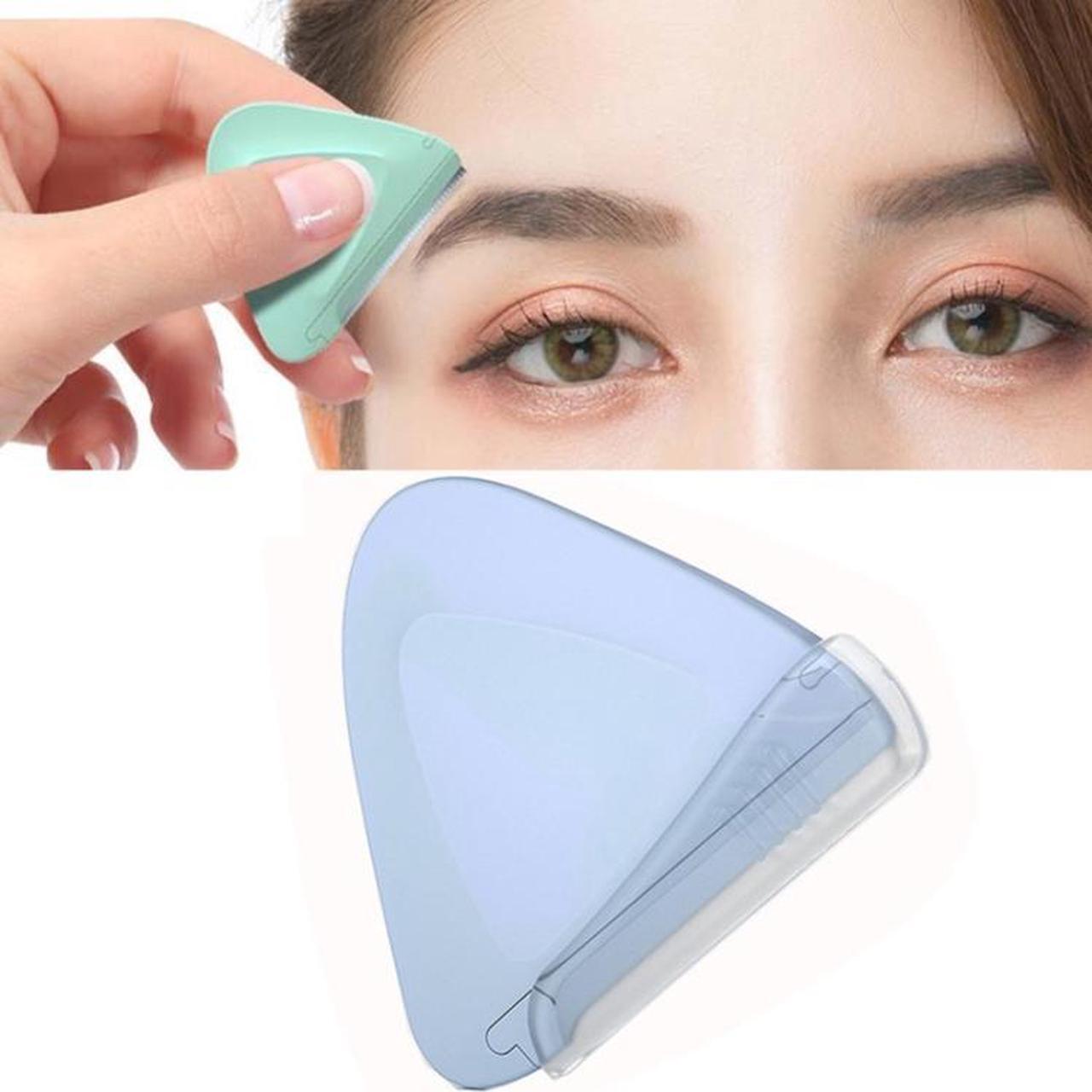 Main image of 2 PCS/Box Small Triangular Eyebrow Trimmer 2 PCS Purple + Green (Purple + Green)