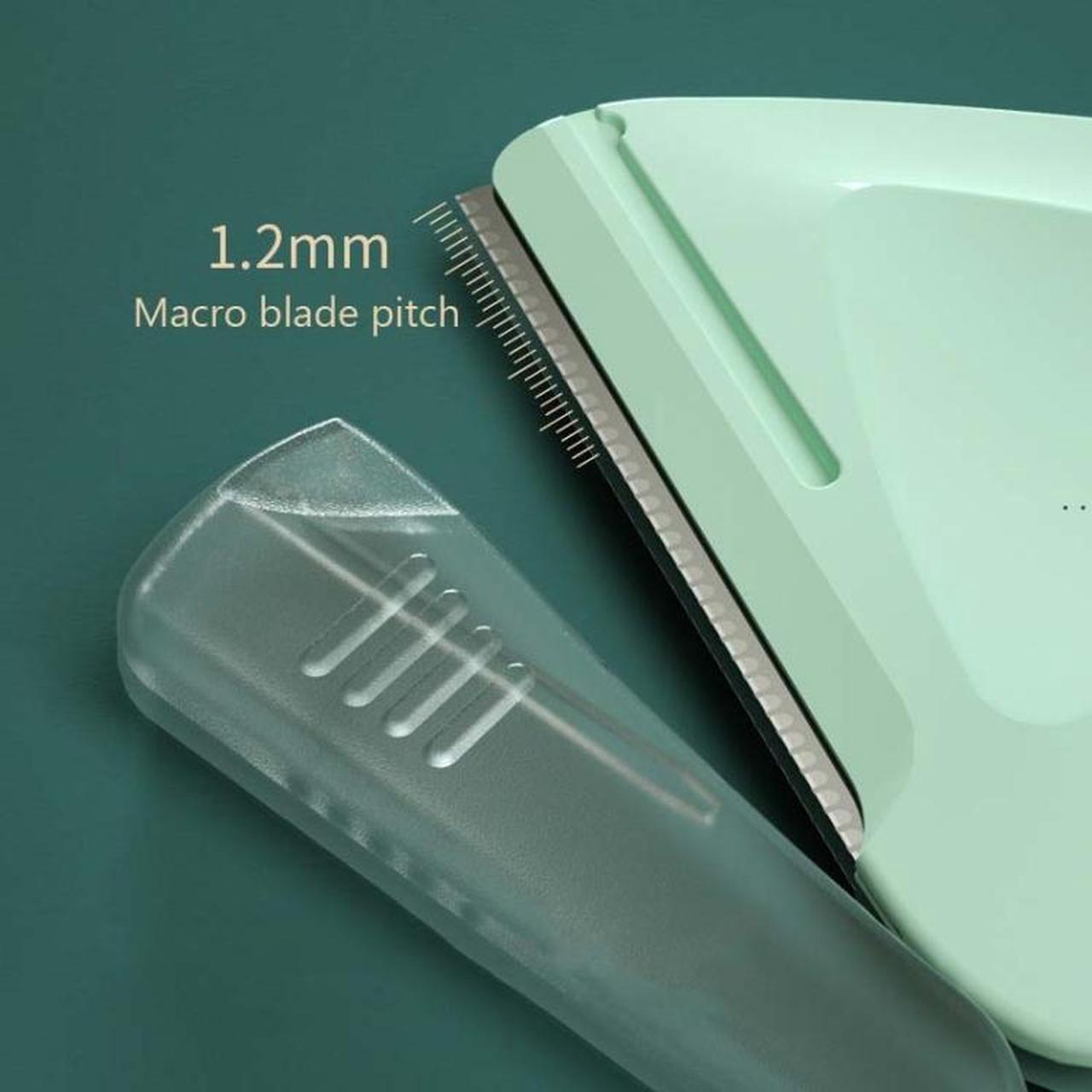 Alt view image 5 of 7 - 2 PCS/Box Small Triangular Eyebrow Trimmer 2 PCS Purple + Green (Purple + Green)
