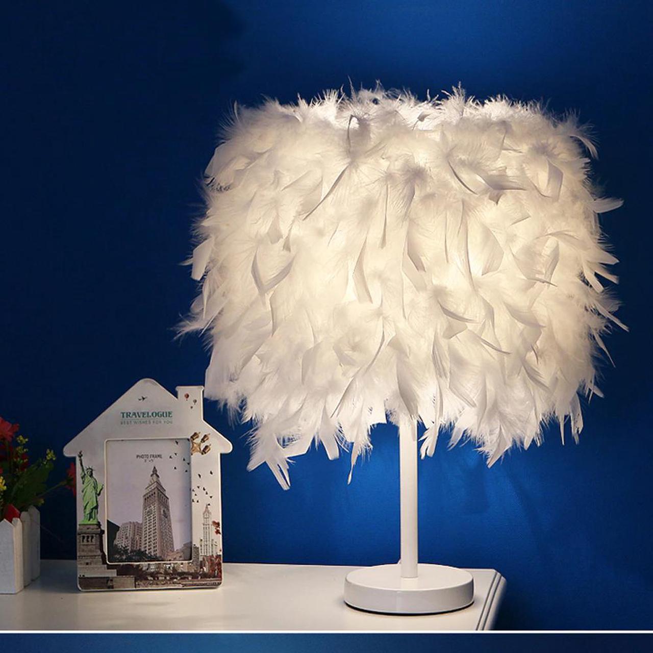 Feather Table Lamp Desk Light Feather Lampshade LED Wedding Decor Lights Home Bedside Reading Sitting Room Tafel Lampen