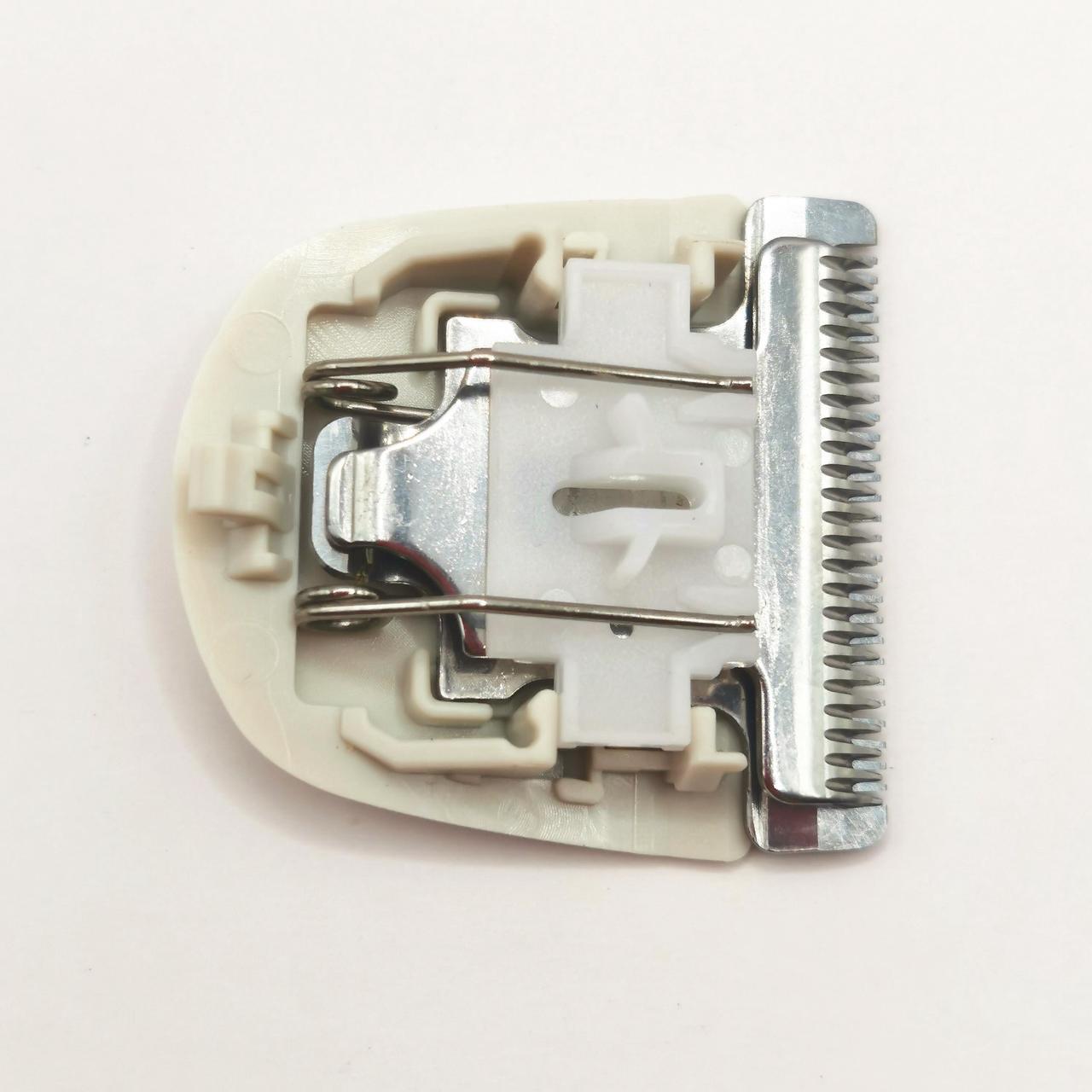 Alt view image 3 of 6 - Prewave Shaver Cutter Blade Head For WAHL Professional Peanut Stylists 8655-200 #8685 #8685-1701 #8685-1301 #2068-300 #2068-1001 8655 8663 White