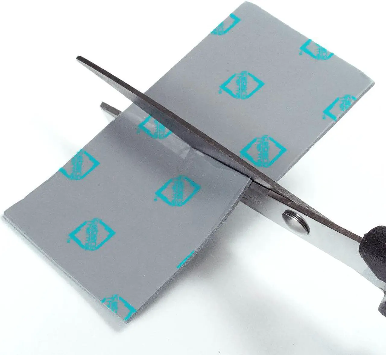Alt view image 5 of 6 - Iceberg Thermal DRIFTIce Thermal Pad 80mm x 40mm x 1.5mm (13 W/mK)