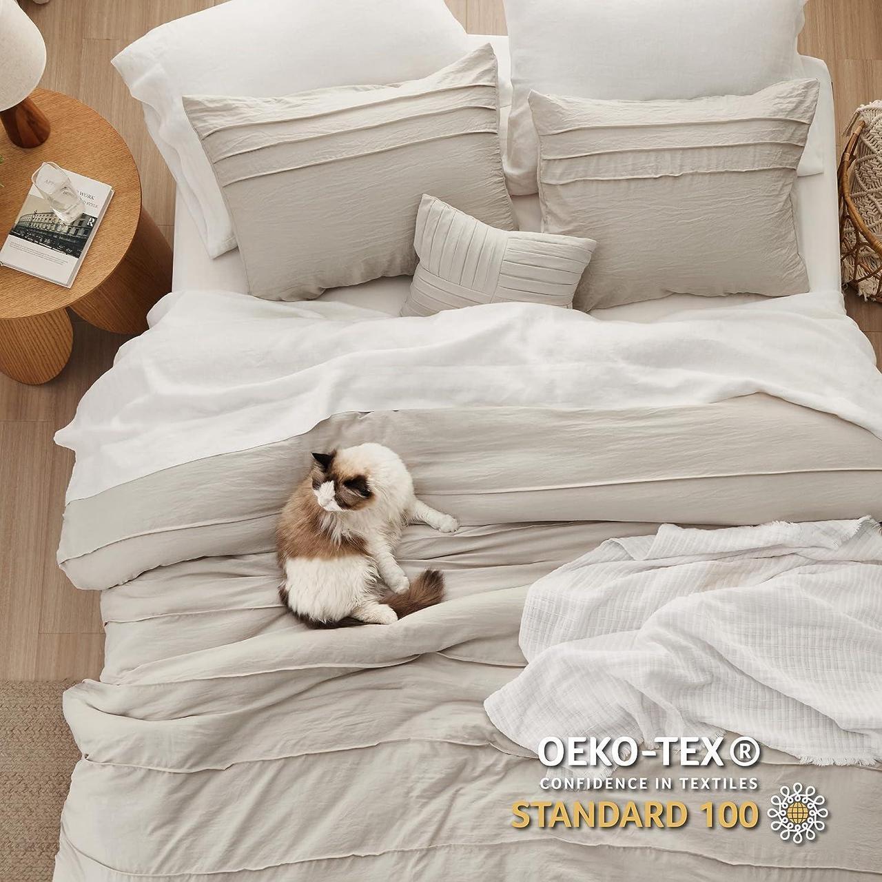 Alt view image 4 of 7 - Beige Queen Comforter Set - 4 Pieces Pinch Pleat Bed Set Down Alternative Bedding Sets for All Season 1 Comforter 2 Pillowcases 1 Decorative Pillow