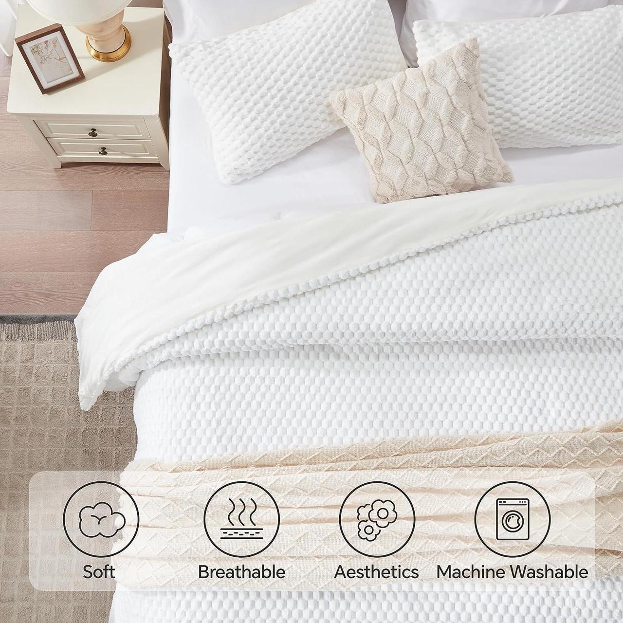Alt view image 4 of 7 - Fluffy Queen Comforter Set - White Fleece Soft Comforter for Queen Size Bed Luxury Warm Bedding Set for Winter Fuzzy Bed Set 3 Pieces (1 Comforter 2 Pillowcases)