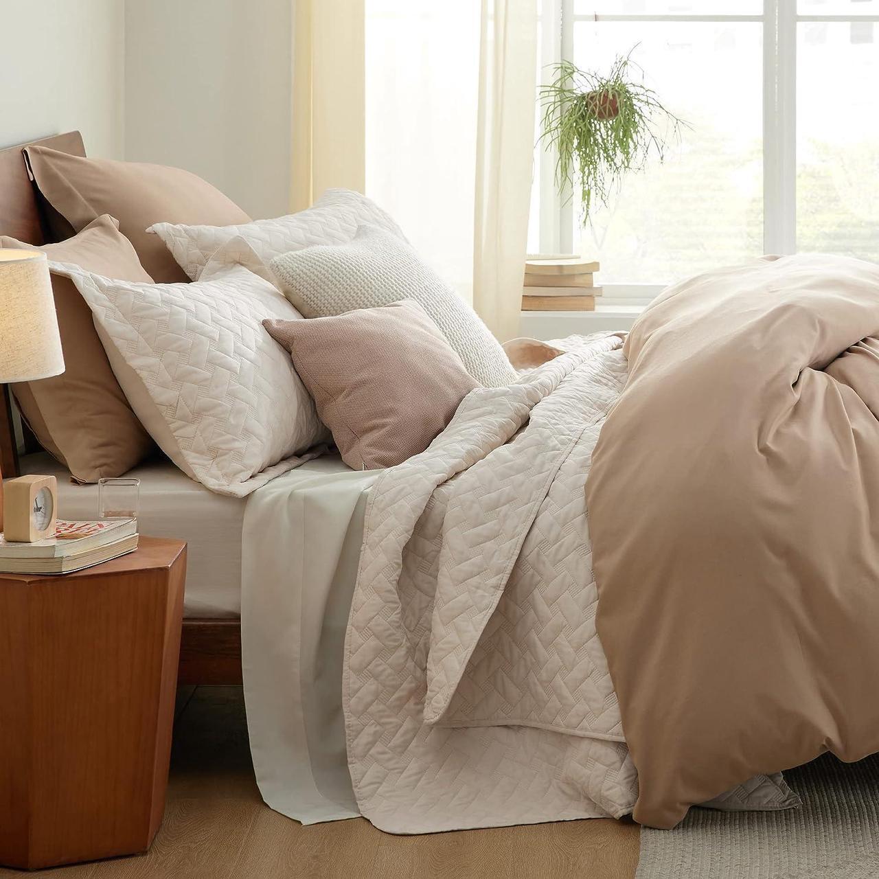 Alt view image 4 of 7 - King Size Quilt Set - Lightweight Summer Quilt King - Beige Bedspreads King Size - Bedding Coverlets for All Seasons (Includes 1 Quilt 2 Pillow Shams)