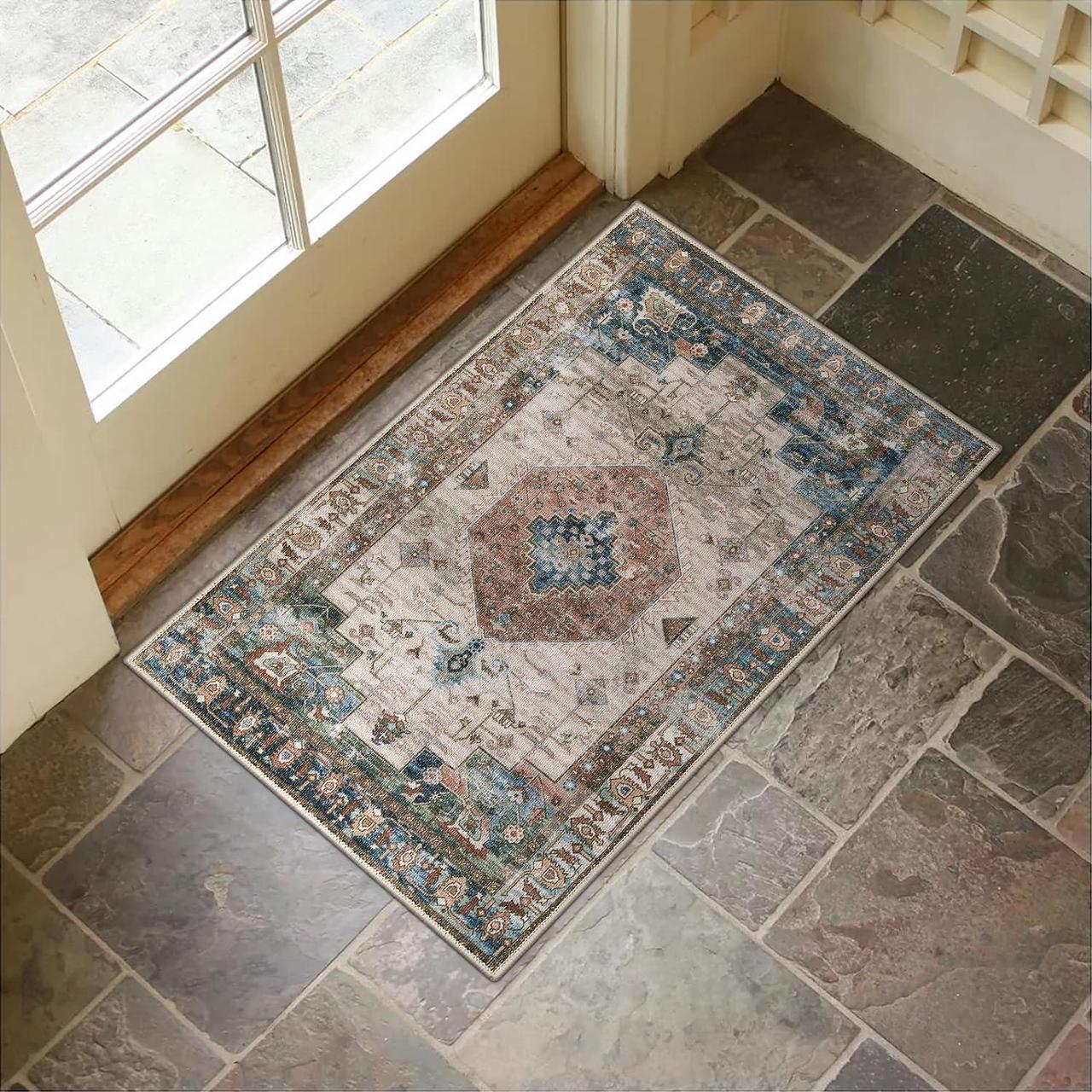 Main image of Washable Indoor Doormat Non Slip Retro Floor Mat 20 x 32 Area Rug Quick Absorbent Entrance Rug Distressed Front Door Mat Welcome Mats Entryway Rug Doormats for Kitchen Home Patio