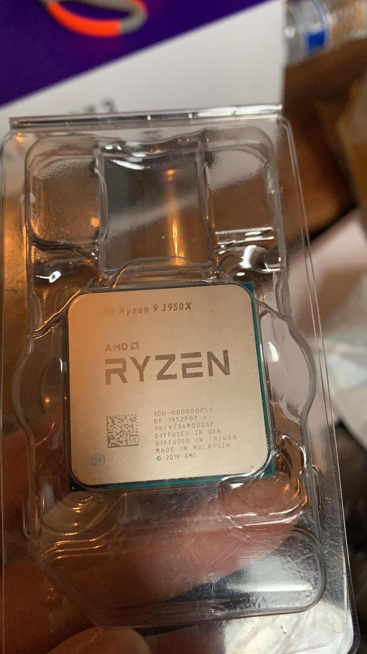 Alt view image 2 of 2 - AMD Ryzen 9 3950X - Ryzen 9 3rd Gen 16-Core 3.5 GHz Socket AM4 105W Desktop Processor - 100-000000051