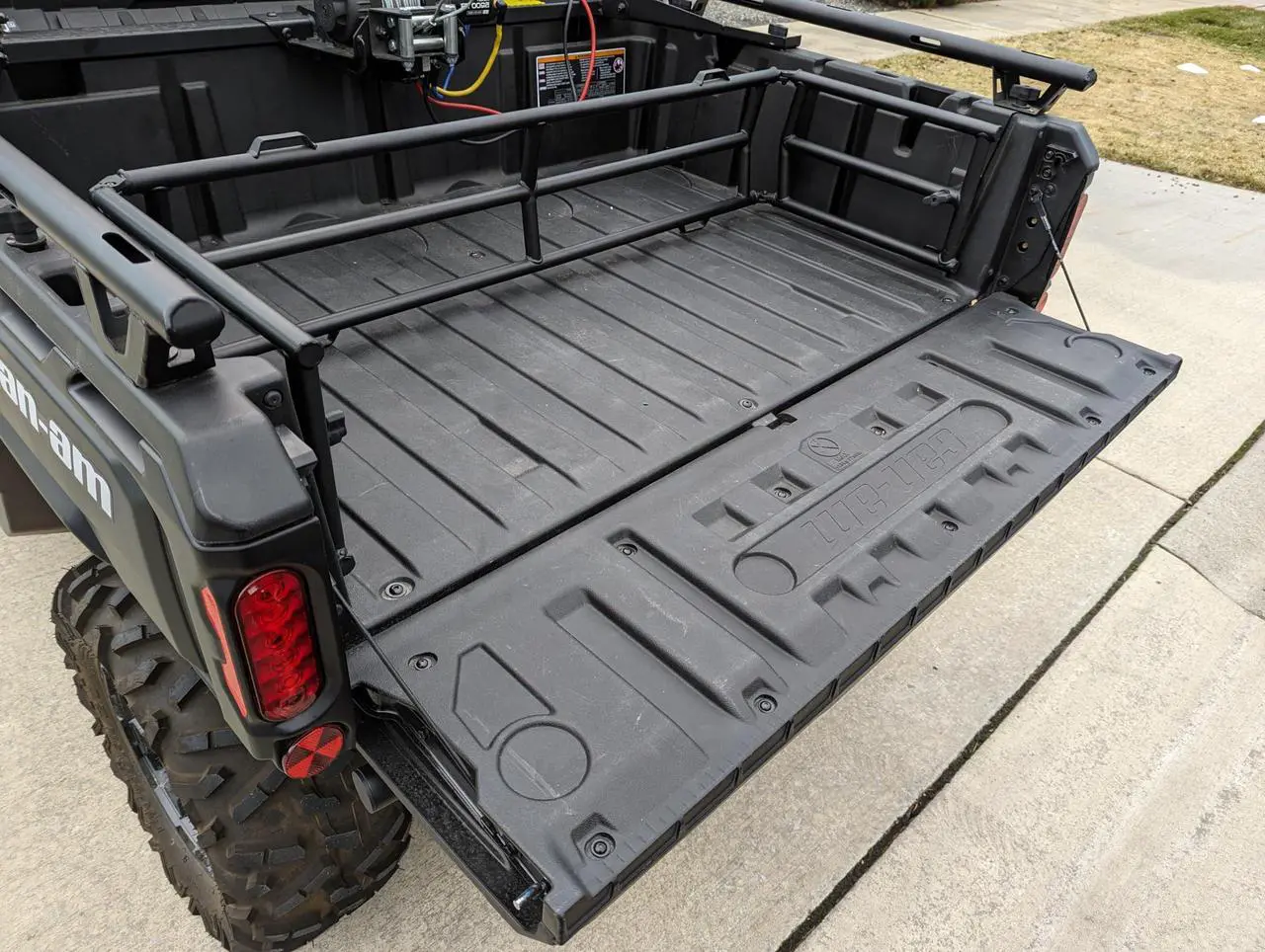 Alt view image 3 of 5 - Aprove Bed Extender for Can-Am Defender/Defender Max HD5/ HD8/ HD10 (2016+)