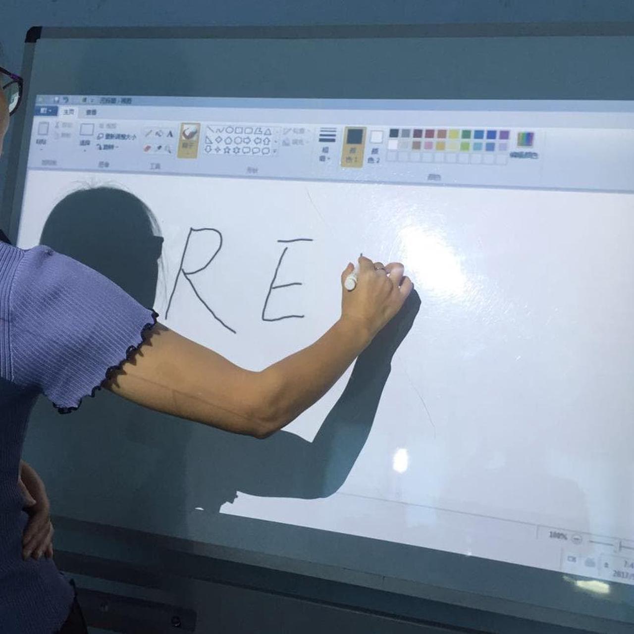 Alt view image 6 of 7 - Design Pie Movement Detection Technology Rechargeable 650nm LED Light Electronic Pen for Portable Interactive Whiteboard