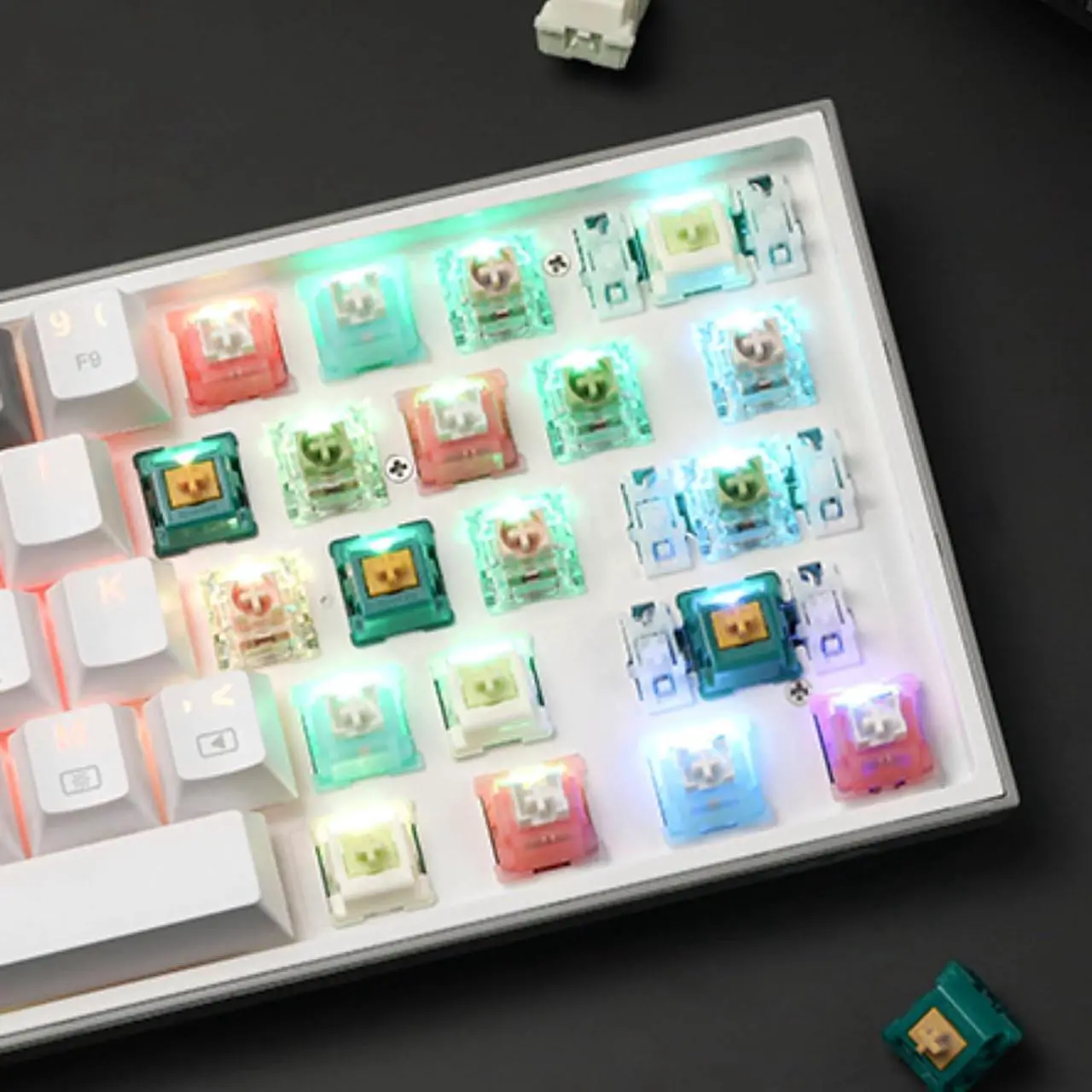 Alt view image 5 of 7 - Redragon Bean A120 Soft Linear Mechanical Switch, 3-Pin Plate Mounted Quiet Linear Equivalent, Hot-Swappable DIY Keyboard Switch Mod, 50 Million Click(70 pcs Switches, Keycap + Switch Puller)